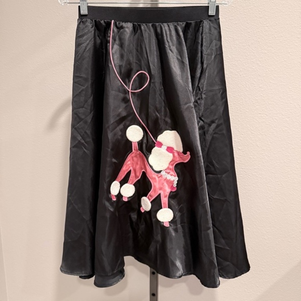Womens 1950’s black/ pink poodle skirt costume size small
